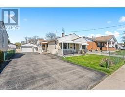 11 PARKWOOD Drive, st. catharines, Ontario