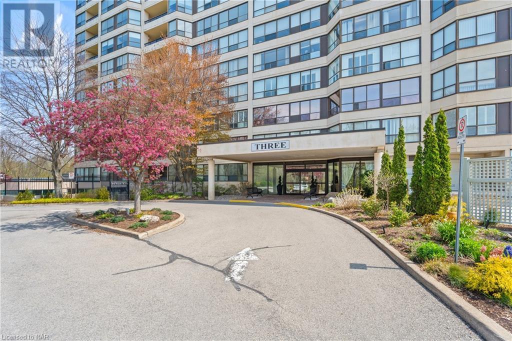 3 Towering Heights Boulevard Unit# 1001, St. Catharines, Ontario  L2T 4A4 - Photo 3 - 40579588