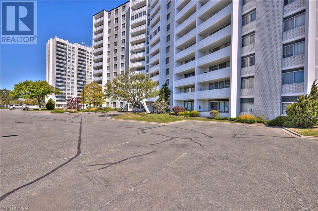 15 Towering Heights Boulevard Unit# 1204, St. Catharines, Ontario  L2T 3G7 - Photo 4 - 40581276