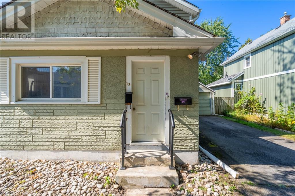 13 Woodland Avenue, St. Catharines, Ontario  L2R 5A1 - Photo 3 - 40593362
