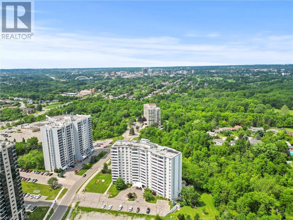 15 Towering Heights Boulevard Unit# 1202, St. Catharines, Ontario  L2T 3G7 - Photo 37 - 40605547