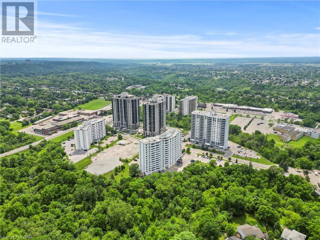 15 Towering Heights Boulevard Unit# 1202, St. Catharines, Ontario  L2T 3G7 - Photo 39 - 40605547